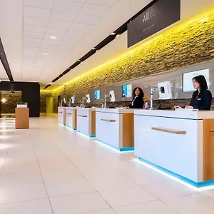 Novotel מלון